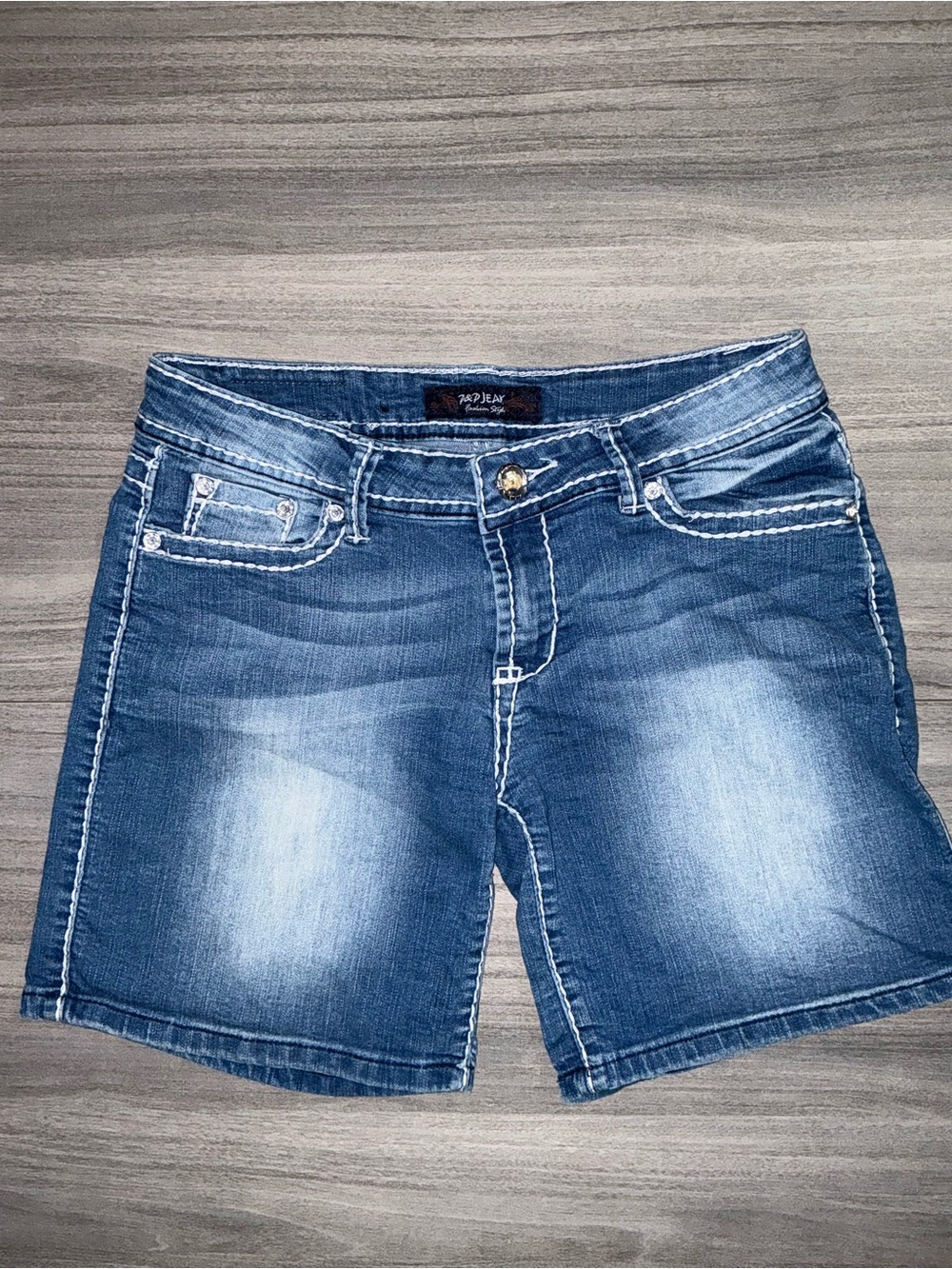 P&P Jeans Thick White Stitch Denim Shorts Women's Size 5/6 Rhinestone Y2K